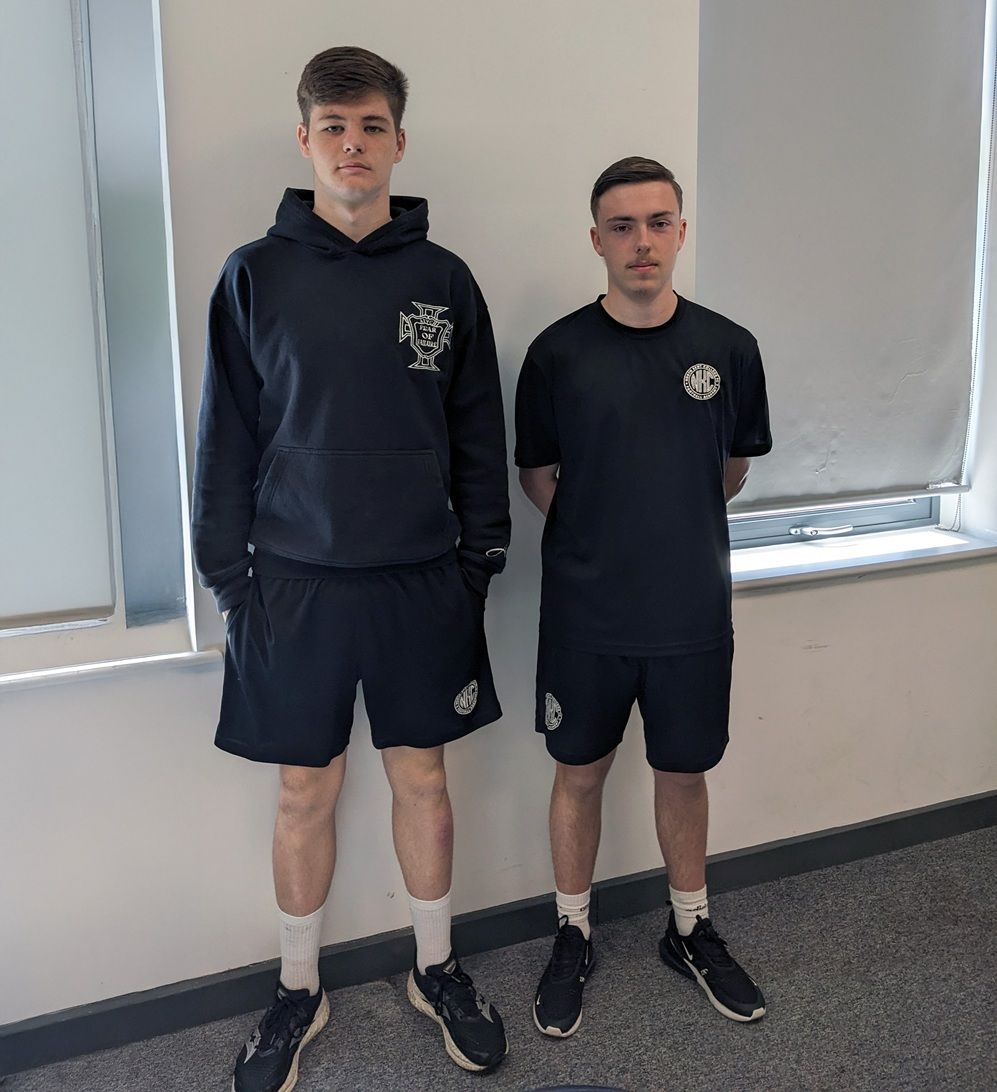 Two students next to each other